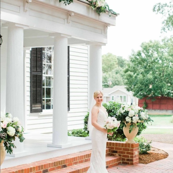 Casablanca bridal wedding dress - Picture 3 of 5